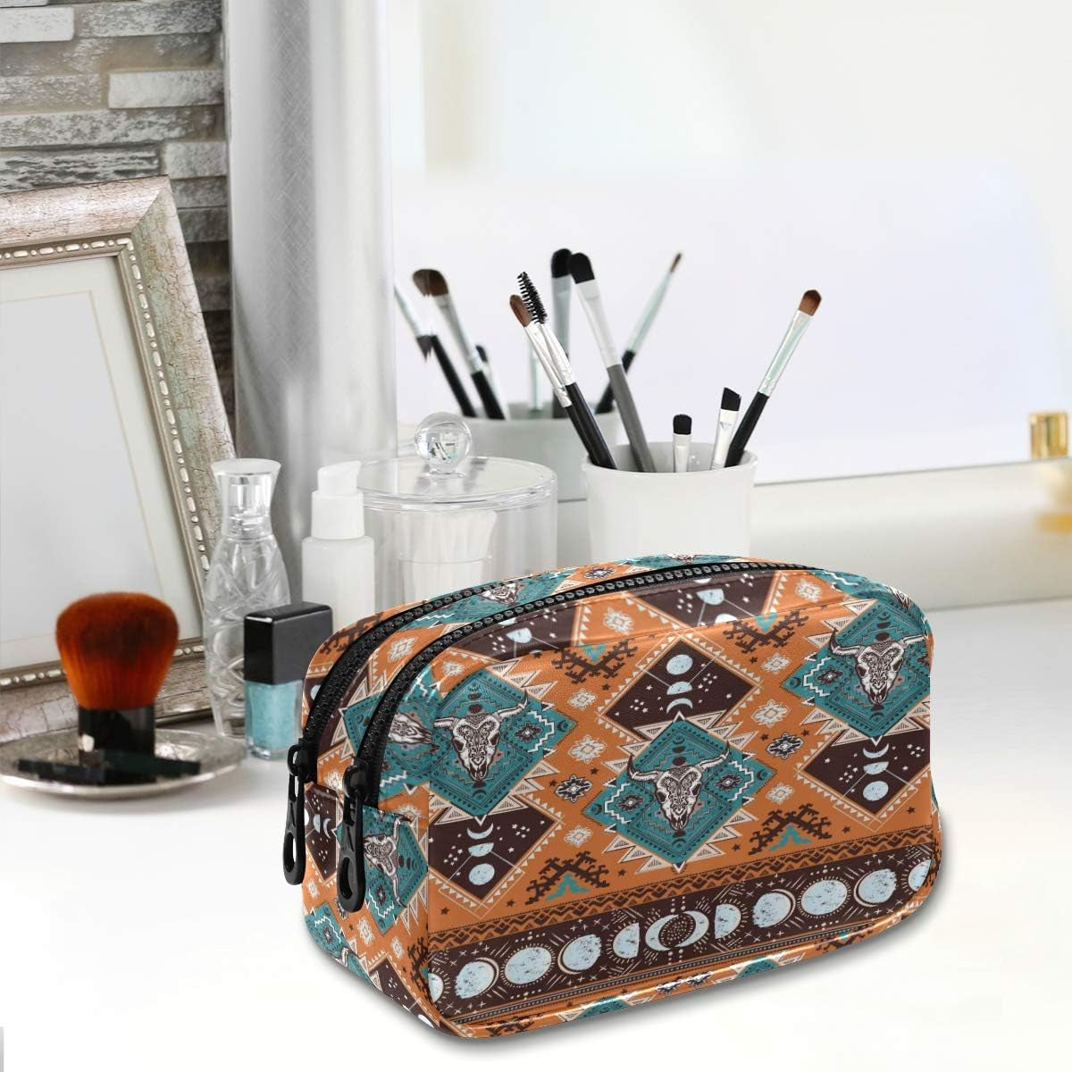 Indian Tribal Aztec Ornament Geometric Pattern with Skulls Cosmetic Bag Leather Pencil Case Waterproof Portable Travel Makeup Pouch with Zipper for Women