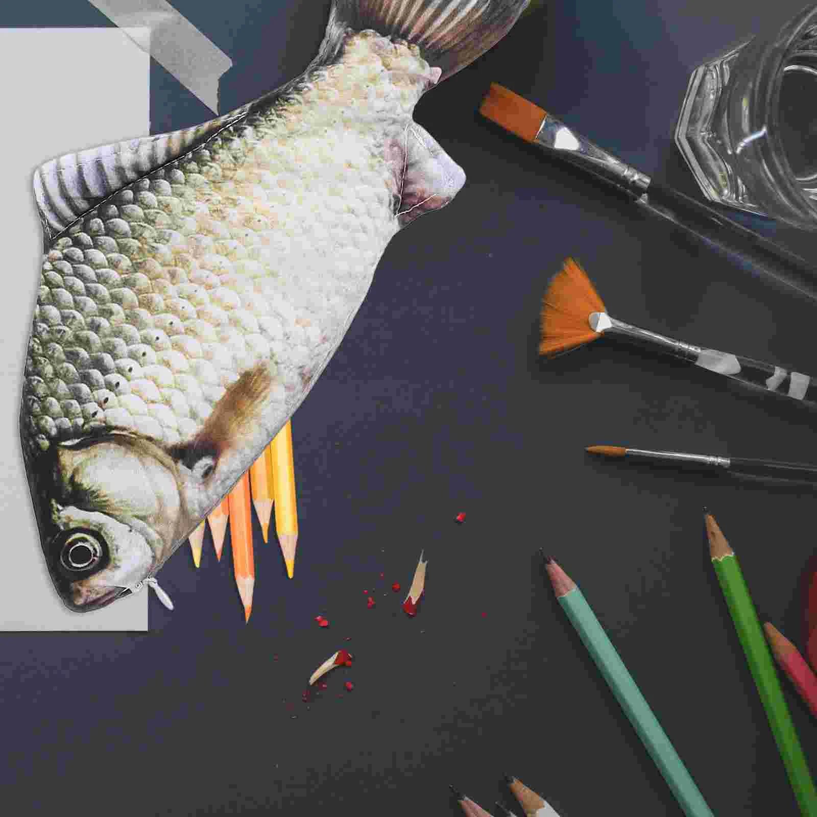 1Pc Fish Shaped Pencil Pouch Simulated Fish Pen Bag Pencil Case Novelty Clutch Pouches Coin Purse Funny Travel Pencil Bags