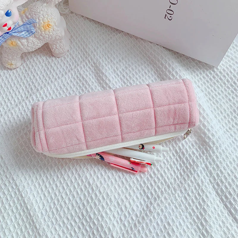 Soft Velvet Zipper Pencil Bag Kawaii Stationery Pens Stationery Storage Bag Case Plush Pencil Bag Organizer Management