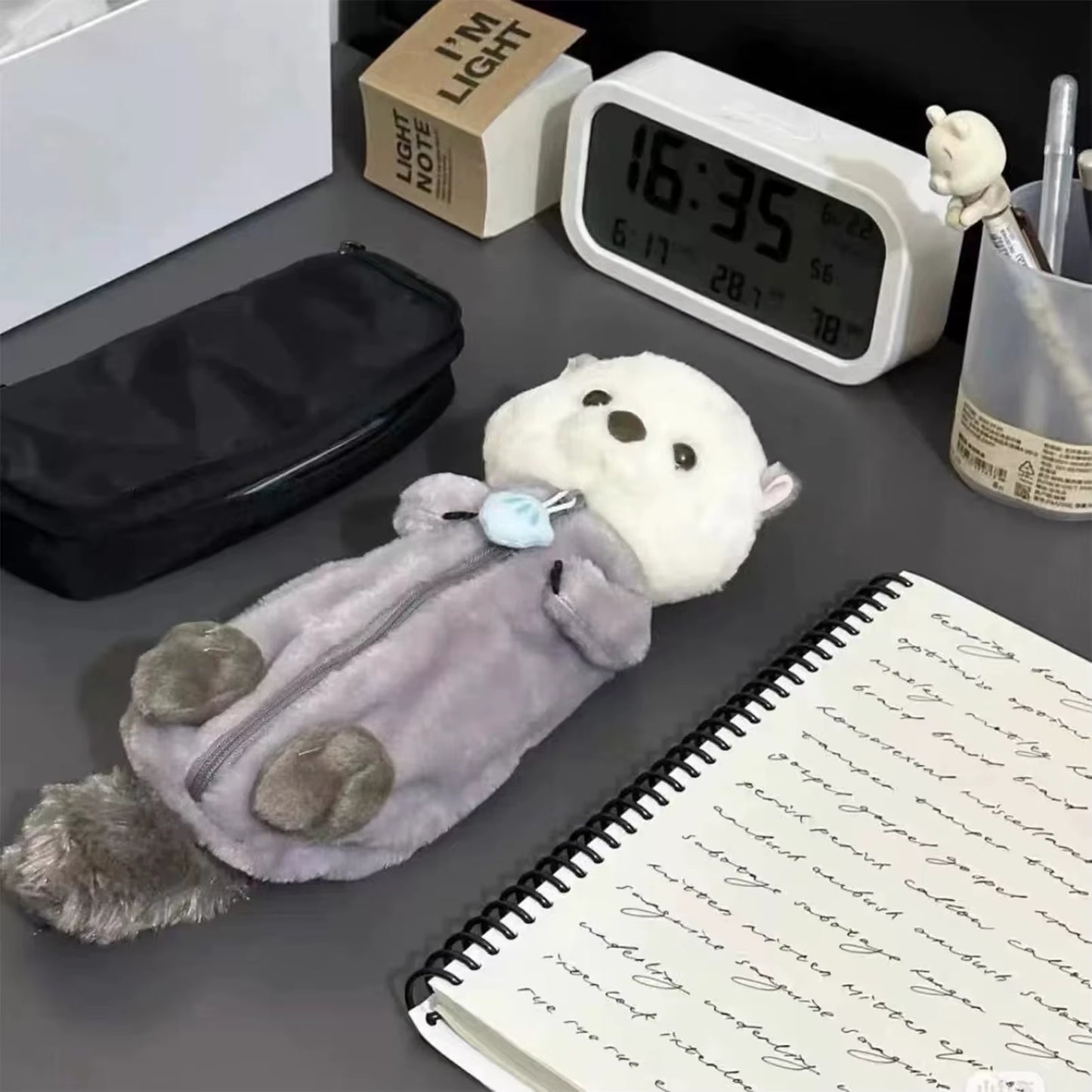 1 Pcs Creative Sea Otter Plush Pencil Case Ins High-Attractive Pen Holder Cute Pencil Pouch Bag School Supplies Stationery