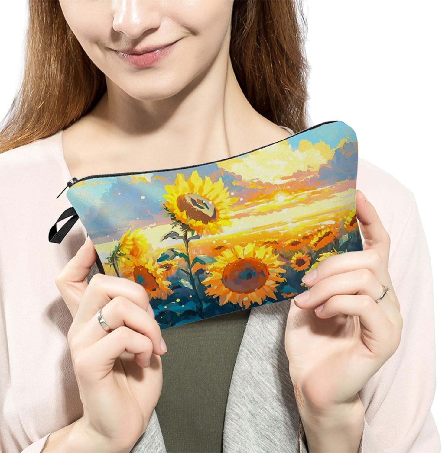 Sunflower Pattern Present Sunflower Field Makeup Bag Cute Small Organizer Zipper Pouch Sunflower Print Cosmetic Bag Birthday Present for Sunflower Lovers Women Friends