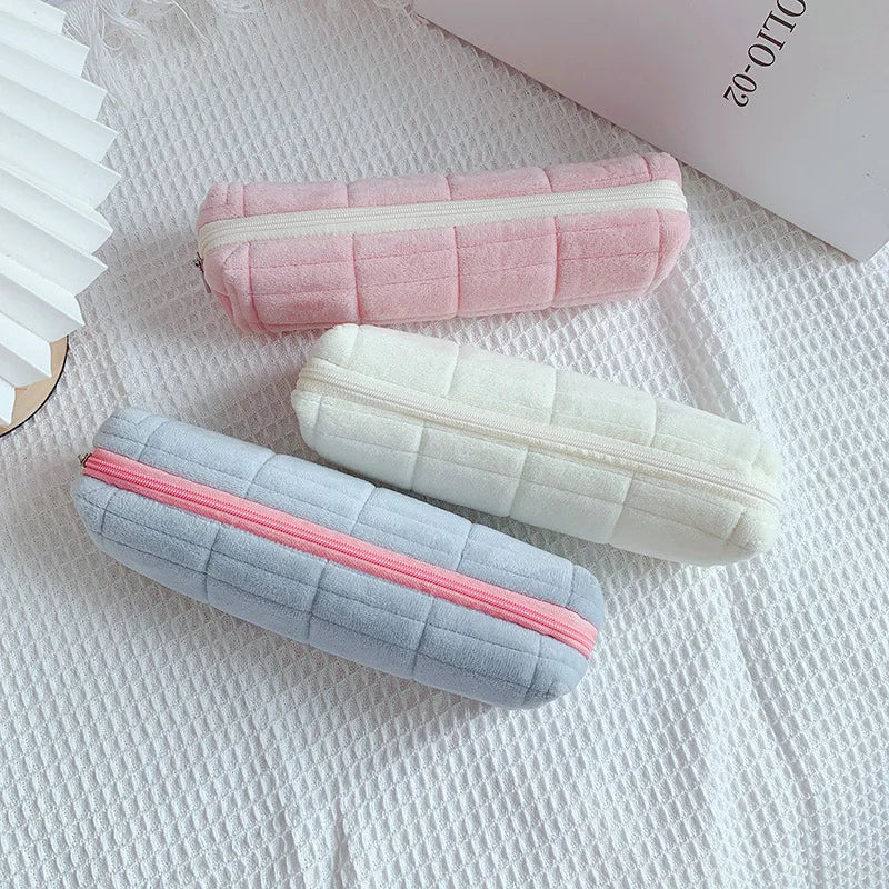 Soft Velvet Zipper Pencil Bag Kawaii Stationery Pens Stationery Storage Bag Case Plush Pencil Bag Organizer Management